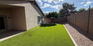 Cozy Home for Rent in East Mesa! **NEW FLOORING THROUGHOUT** Gallery 22