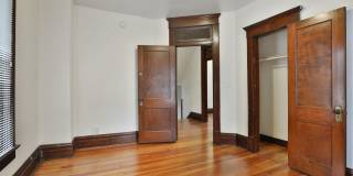 Great CENTRAL Location 5 Bedroom House - Virtual Showings Available Gallery 25