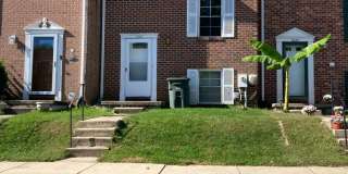 Spacious 3-bedroom, 2-bathroom townhouse available in Edgewood, MD. Gallery 1