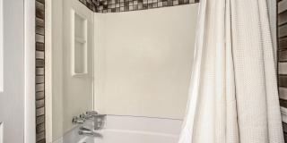 995-D HEATHER RIDGE Drive Gallery 14