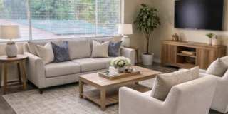 842 North Screenland Drive Gallery 1