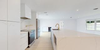 4761 NE 28th Avenue, Fort Lauderdale, FL 33308 - 4822 4761 NE 28th Avenue, Fort Lauderdale, FL 33308 - 4822 Gallery 3