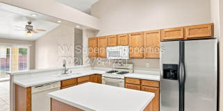 SE!! Stallion Mountain!! Gated!!! Single Story Home!! No Carpets!!! Covered patio!! Water Conditioner!! SE!! Stallion Mountain!! Gated!!! Single Story Home!! No Carpets!!! Covered patio!! Water Conditioner!! Gallery 12