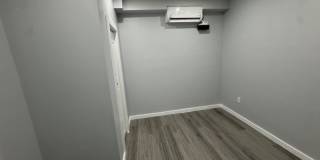 69 Columbia St Gallery 17