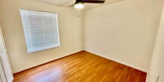 Six Bedroom Home in Bloomington Ranches Gallery 15