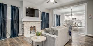 **Pendleton Heights Neighborhood**Newly remodeled 3/2 Bath Furnished Option Avaliable Gallery 7