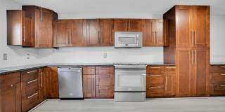 15217 W POND WOODS Drive Gallery 11