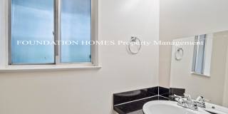 Updated 2bd Townhouse near Miller Creek - FOUNDATION Updated 2bd Townhouse near Miller Creek - FOUNDATION Gallery 11