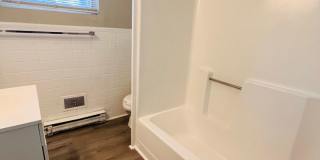 three bedroom duplex with ALL utilities included three bedroom duplex with ALL utilities included Gallery 8