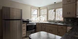 506 6th Street West Gallery 1