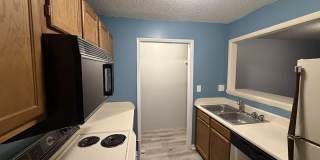 4947 7 Pine Circle NW Gallery 5