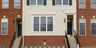 25286 MCINTYRE Square Gallery 1