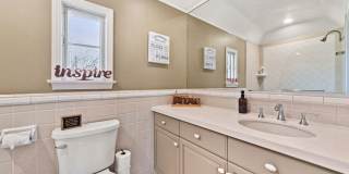 401 N Mccadden Pl Gallery 37