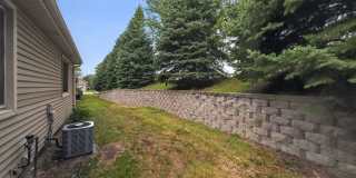 Charming 3BR Townhome in Lincoln Gallery 32