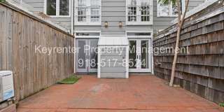 2 Bed 2.5 Bath Right off Cherry Street!! Gallery 21