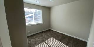 3 Bed 2.5 Bath renal home in Central Bend! Gallery 14