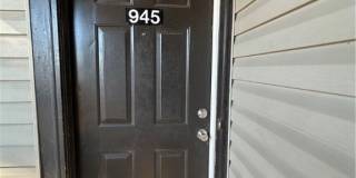 945 Applewood Lane Gallery 1