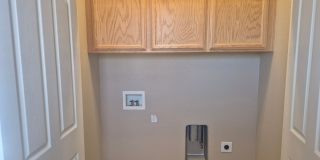 Adorable 3 bedroom 2.5 bath Gallery 15