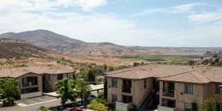 Lakeview 88 Gallery 24