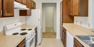 Affordable Housing - Winslow Pointe Gallery 9