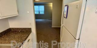 244 East Commons Drive Gallery 21