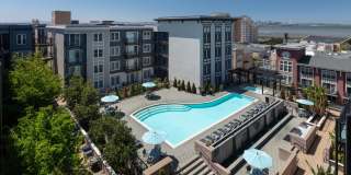 Bay House Emeryville Gallery 19