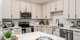 Portier at Midtown Gallery 3