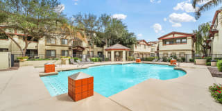 ReNue Downtown Gallery 4