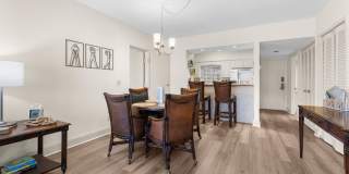 Furnished Resort 2/2 Condo, on Golf Course, Lake Views Gallery 21