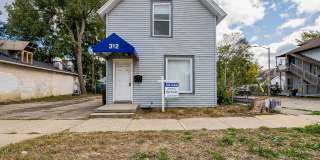 Beautifully Updated 4-Bedroom Home in the Heart of Ypsilanti Beautifully Updated 4-Bedroom Home in the Heart of Ypsilanti Gallery 25