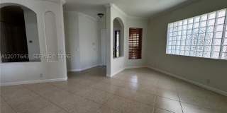 12400 NW 78th Mnr Gallery 8