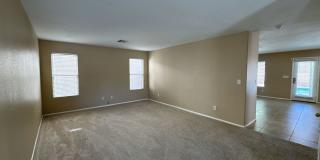3 Bedroom House with Pool Gallery 17