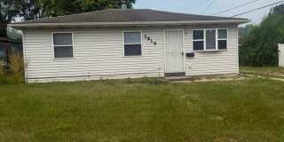 Very spacious  • 3 Bedroom • 1 Bathroom home. Gallery 1