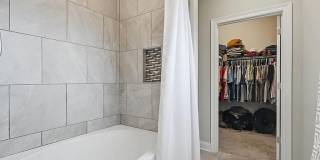 2267 Janet Street Gallery 22