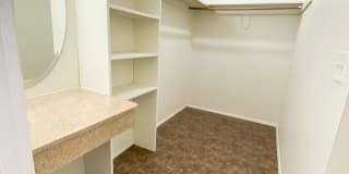 Evergreen Village Apartments & Townhomes Gallery 19