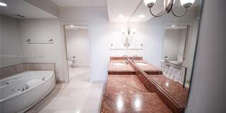 20201 E Country Club Dr Gallery 34