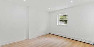 302 E Harriet Avenue Gallery 7
