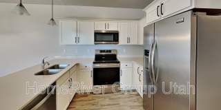 15 W Seasons Dr Gallery 1