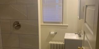 2nd Floor 2 Bedroom 1 Bath in East End of York City Gallery 1