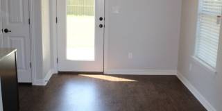 208 W Lake Avenue Gallery 6