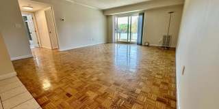44 Broadlawn Park Gallery 1