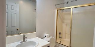 SW Home 3bed 2bath + office space $2300rent/deposit Gallery 7