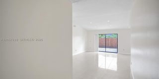 11529 SW 133rd Ter Gallery 8