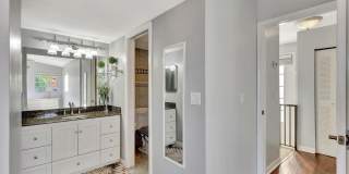 1060 Lake Shore Drive unit: Apt 204 Gallery 23