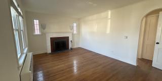 25 Putnam Avenue Gallery 1