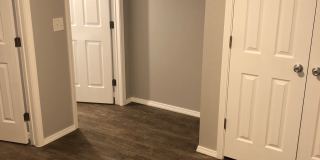 702 1/2 N Cleveland Ave Gallery 8