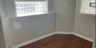 6046 S. Rhodes Ave - 1 Gallery 8