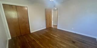 1822 E. 2nd St. Gallery 17