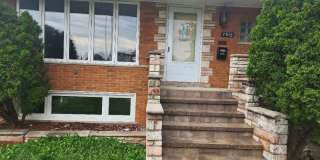 7810 Mayfield Avenue S Gallery 1