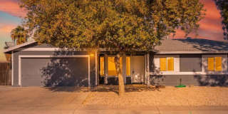 232 E LEAH Lane Gallery 1